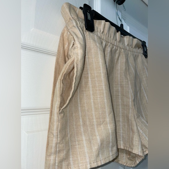 Striped paperback shorts - Picture 6 of 8